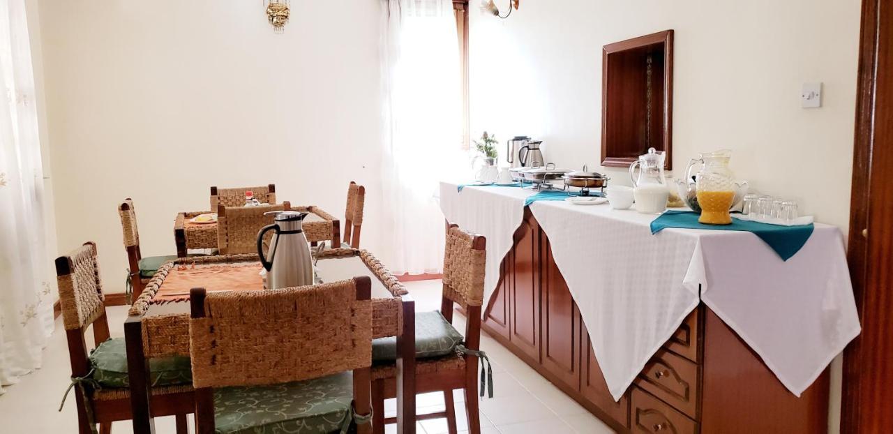 Family Nest Guesthouse Кісуму Екстер'єр фото