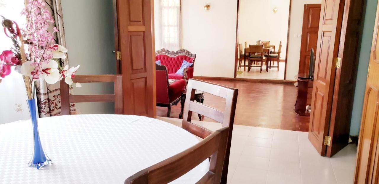 Family Nest Guesthouse Кісуму Екстер'єр фото