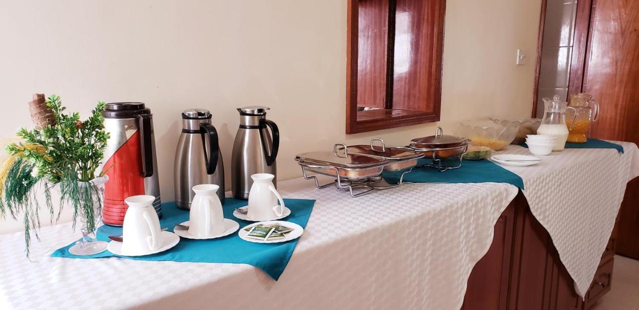 Family Nest Guesthouse Кісуму Екстер'єр фото