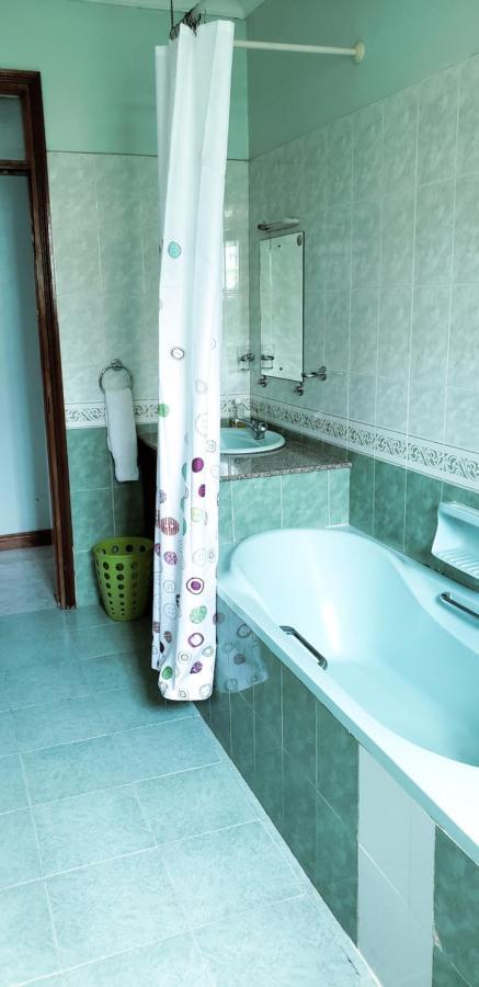 Family Nest Guesthouse Кісуму Екстер'єр фото
