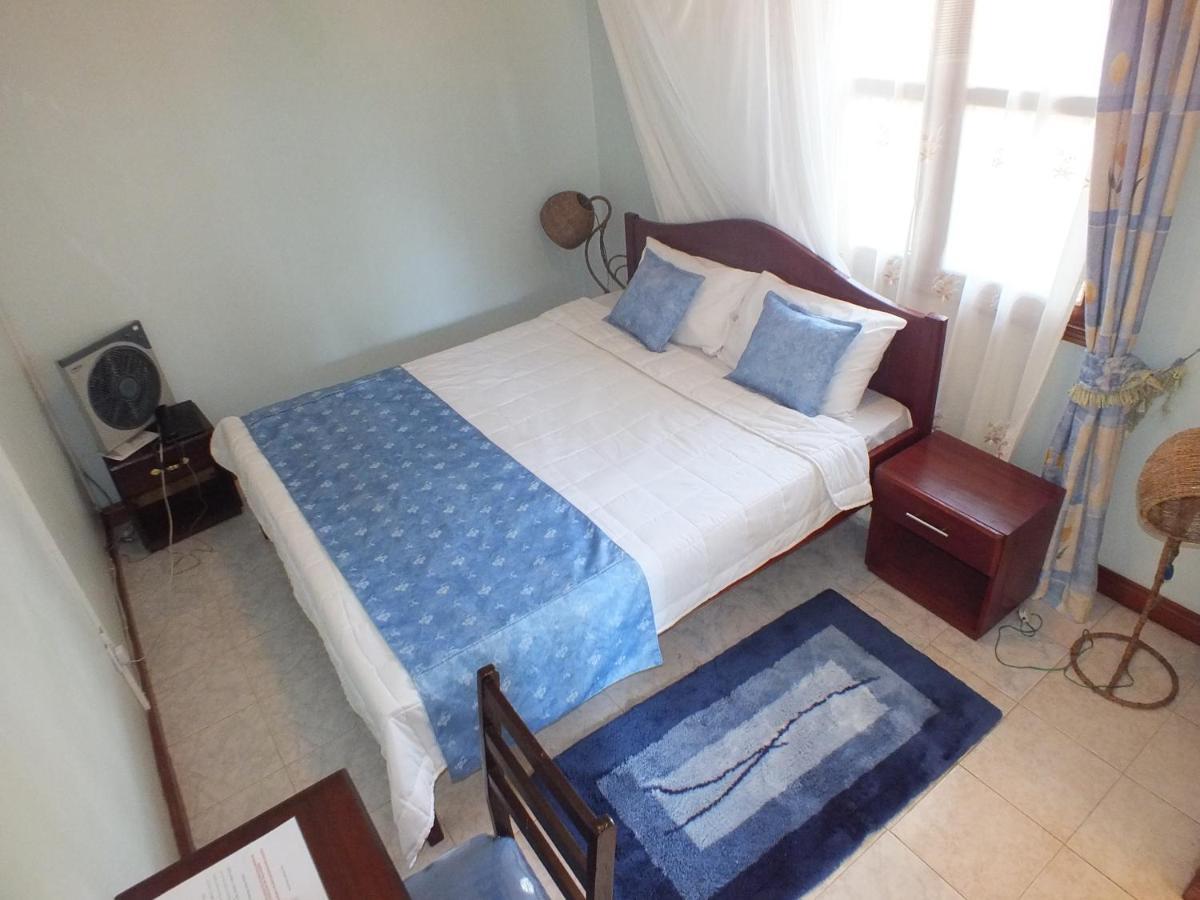Family Nest Guesthouse Кісуму Екстер'єр фото